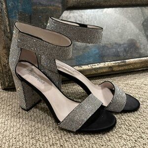 Jeffrey Campbell sparkly rhinestone shoes 9